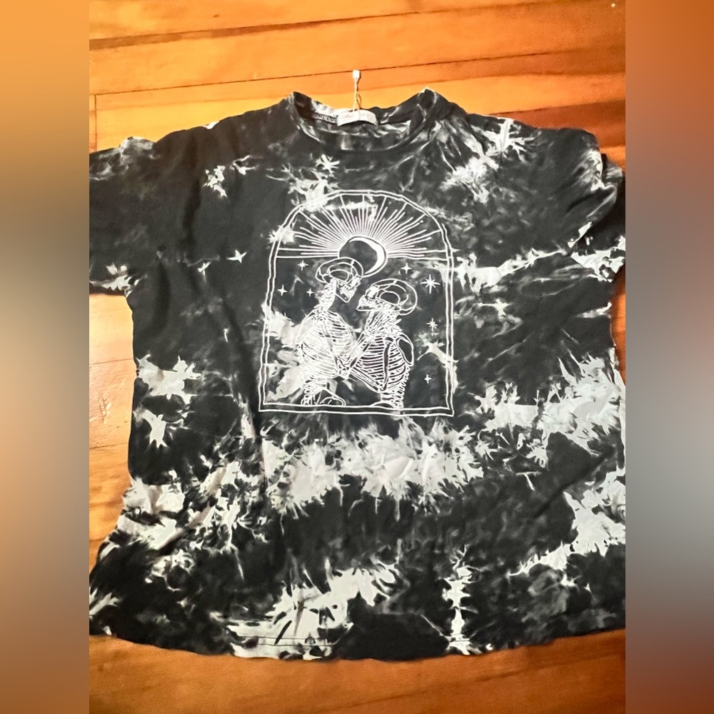 Black and white tie-dye